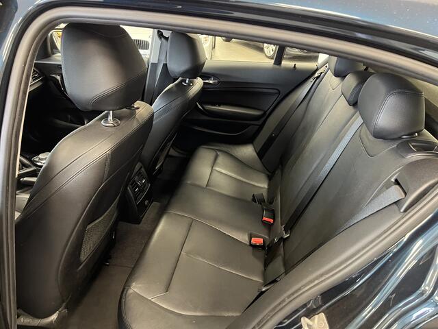 BMW 1-SERIE 116d EDE Centennial High Executive / LEDER / NAVI /