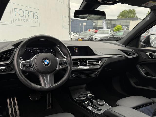 BMW 1-SERIE 118i High Executive M-PAKKET | NAVI | PDC |STOELVERWARMING