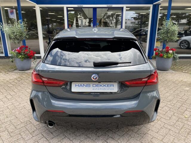 BMW 1-SERIE 118i Exe H/K, Pano, Stoelver, M-sport