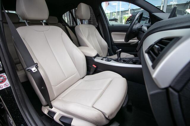 BMW 1-SERIE 116i Centennial High Executive - All-in rijklrprs | mooie uitvoering