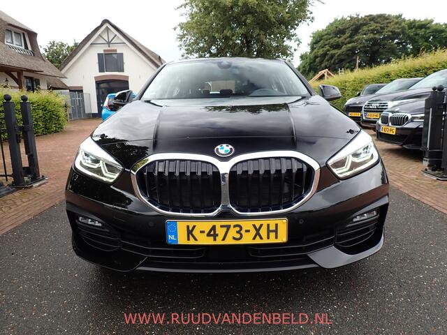 BMW 1-SERIE 118i AUT. VIRTUAL/FULL-LED/PROF-NAVI/CARPLAY/CAMERA