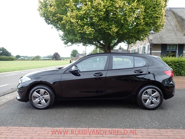 BMW 1-SERIE 118i AUT. VIRTUAL/FULL-LED/PROF-NAVI/CARPLAY/CAMERA