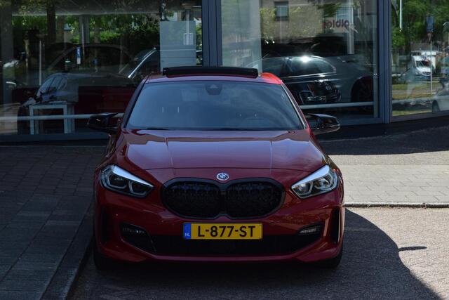 BMW 1-SERIE 118i High Exec.|M-pakket|Dak|HK|19"|Shadow