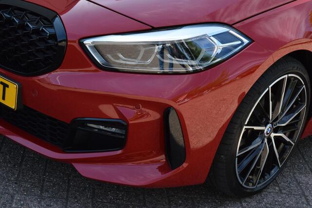 BMW 1-SERIE 118i High Exec.|M-pakket|Dak|HK|19"|Shadow