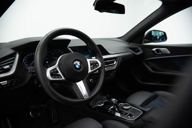 BMW 1-SERIE 118i High Executive |Pano|M-Pakket|Ambient|Cruise|