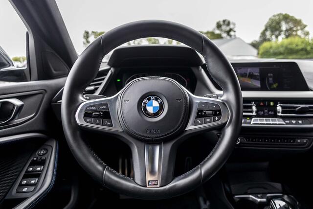 BMW 1-SERIE 118i Executive Edition | Pano | Head-up | NL Auto