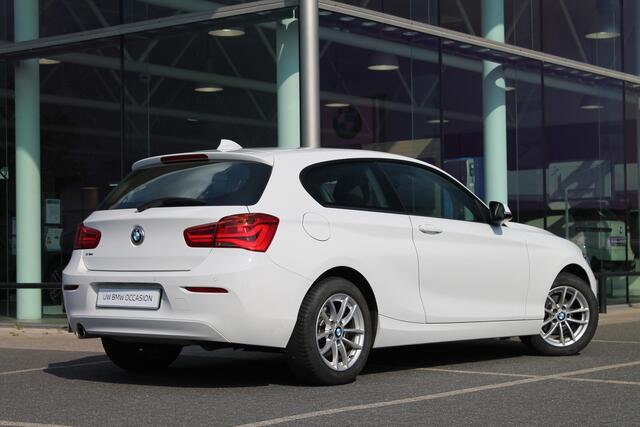 BMW 1-SERIE 116i Executive Automaat / LED / Cruise Control / Multifunctioneel stuurwiel / Navigatie