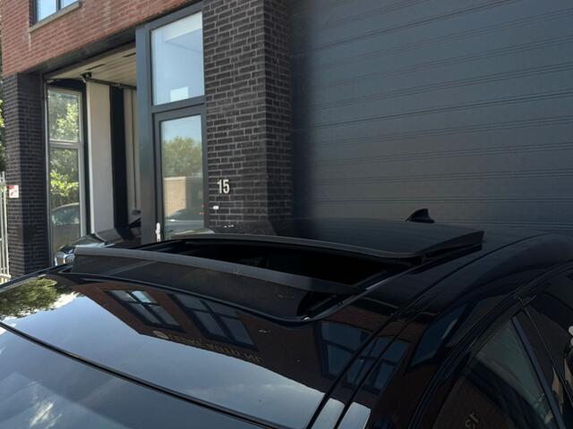 BMW 1-SERIE 118i 140PK Aut. M-Sport Shadow Pano M-Stoelen Memory