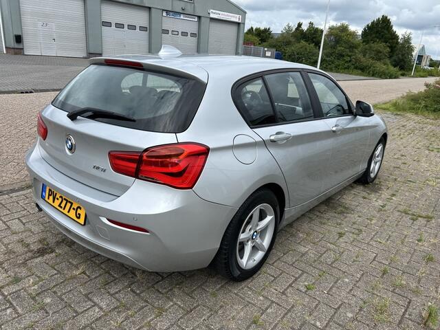 BMW 1-SERIE 118i Corp. L. Exec.