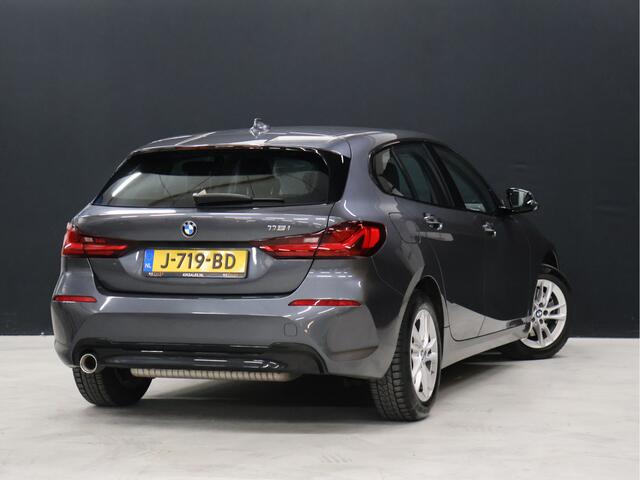 BMW 1-SERIE 118i Executive Edition [PDC V+A, APPLE CARPLAY, ANDROID AUTO, SFEERVERLICHTING, CRUISE CONTROL, NAVIGATIE, AUTOMATISCHE AIRCO, NIEUWSTAAT]
