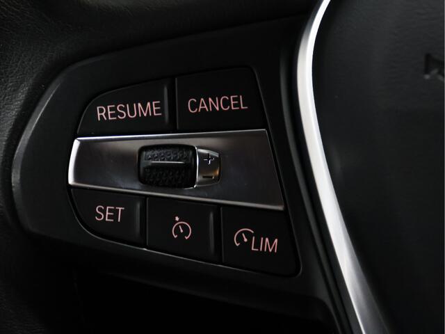 BMW 1-SERIE 118i Executive Edition [PDC V+A, APPLE CARPLAY, ANDROID AUTO, CRUISE CONTROL, NAVIGATIE, AUTOMATISCHE AIRCO, LED, NIEUWSTAAT]