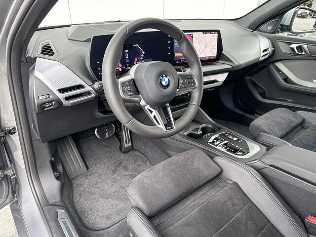 BMW 1-SERIE 120 M Sport M-Pro / Glazen dak / Getinte Ramen