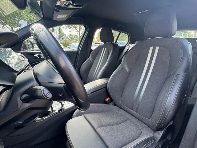 BMW 1-SERIE 118i Executive Edition Automaat Trekhaak/Navi/Clima/Cruise/LED