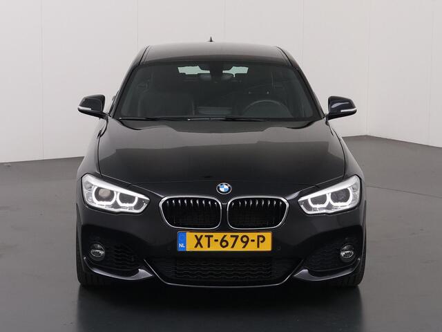 BMW 1-SERIE 118i High Executive M-Sport | Navigatie | Parkeersensoren | Stoelverwarming | Keyless Go |