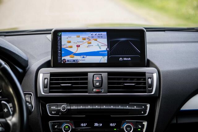 BMW 1-SERIE M135i LCI High Exe. Keyless Camera Stoelver.