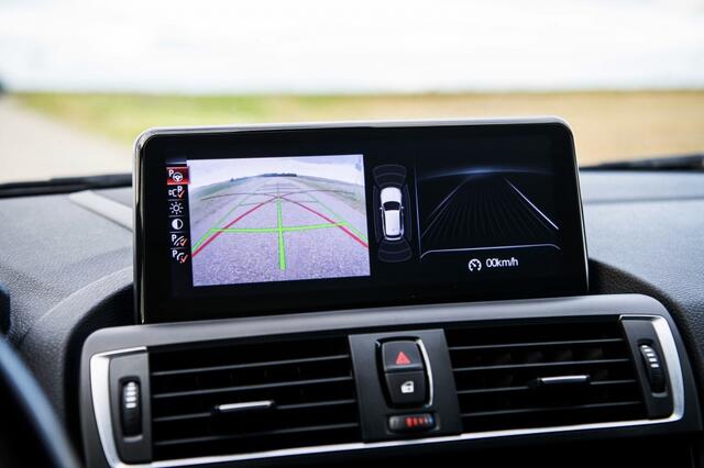 BMW 1-SERIE M135i LCI High Exe. Keyless Camera Stoelver.