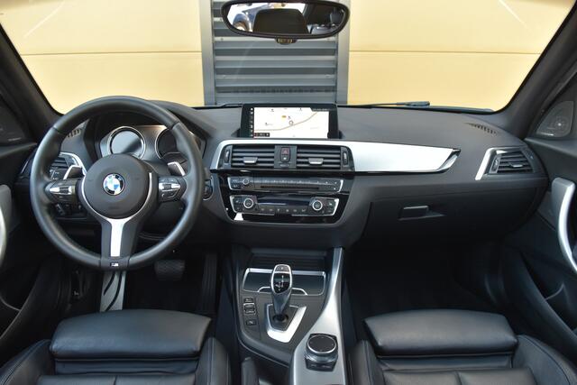BMW 1-SERIE M140i High Executive * Elektrische stoelen * Harman Kardon * DAB * Leder * Grootlichtassistent *