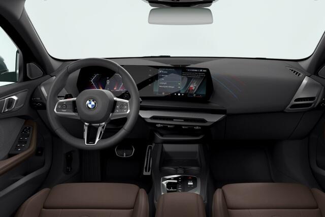 BMW 1-SERIE 120 | M Sport Pro | Premium Pack | Harman Kardon | Glazen Panoramadak | Getinte ruiten