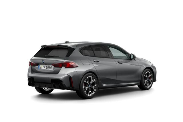 BMW 1-SERIE 120 | M Sport Pro | Premium Pack | Getinte ruiten