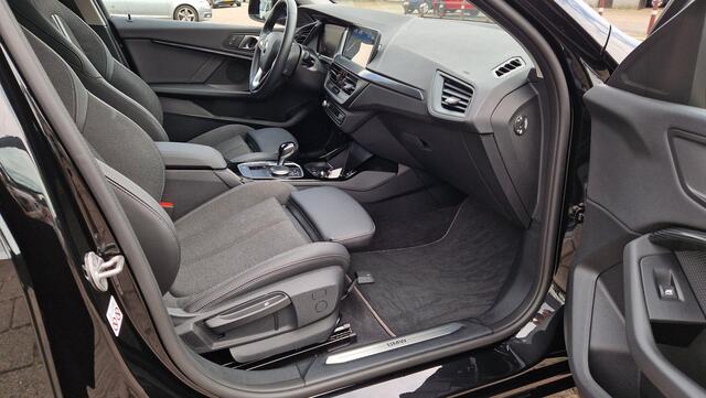 BMW 1-SERIE 118i