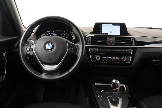 BMW 1-SERIE 118i 136 PK Aut. Sport Navi Climate Trekhaak Park.sens 16'LMV