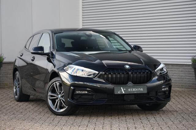 BMW 1-SERIE 118i Executive Sportline Aut. NAP/Trekhaak/Sports/Sfeervl