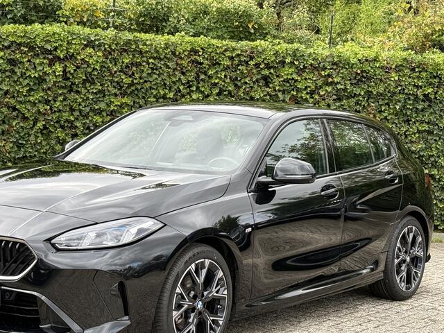 BMW 1-SERIE 120 | M-Sport | Head up | Comfort Acc. | Camera