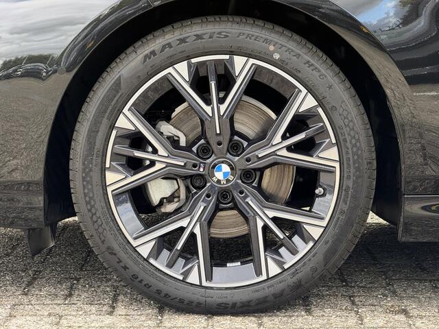 BMW 1-SERIE 120 | M-Sport | Head up | Comfort Acc. | Camera