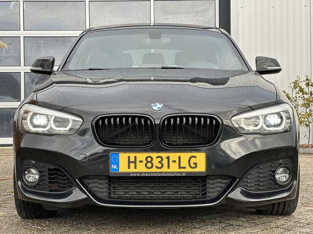 BMW 1-SERIE 118i Edition M Sport Shadow High Executive 136pk | Automaat | Bluetooth | LED koplampen | Parkeersensoren voor en achter | Voorstoelen verwarmd | Dealer onderhouden!