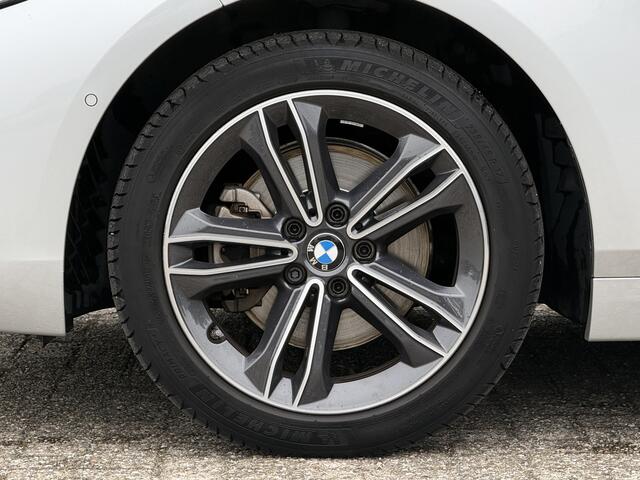 BMW 1-SERIE 118i Exe | Trekhaak | Camera | 2jr garantie | Sportline