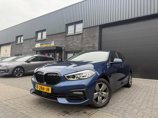 BMW 1-SERIE 116i Executive Edition | 1E EIGENAAR | 12MND GARANTIE | AUTOMAAT | DAB | NAVI | LED | CARPLAY | DAB |