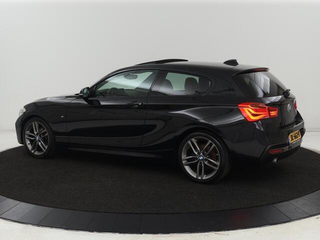 BMW 1-SERIE 118i M Sport | Schuifdak | Leder | Stoelverwarming | Full LED | Sportstoelen | Navigatie | Climate control | Bluetooth | Parkeerhulp | Cruise control