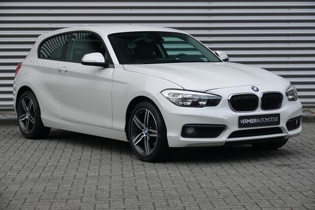 BMW 1-SERIE 118i Corporate Lease Essential | Leder | Navi | Bluetooth |