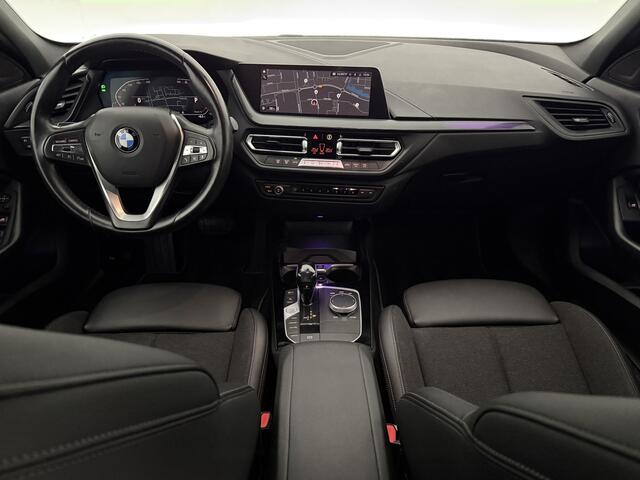 BMW 1-SERIE 118i Executive Edition | Sfeerverl. | Virtual | Cruise | Carplay | Parkeersens. | NAP