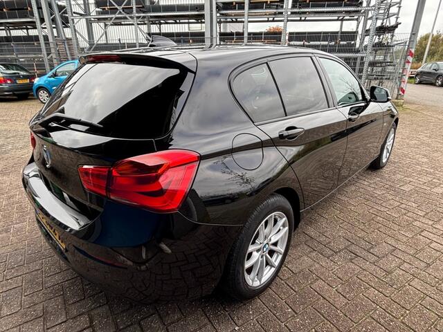 BMW 1-SERIE 118I EXECUTIVE