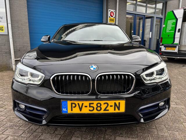 BMW 1-SERIE 118I EXECUTIVE