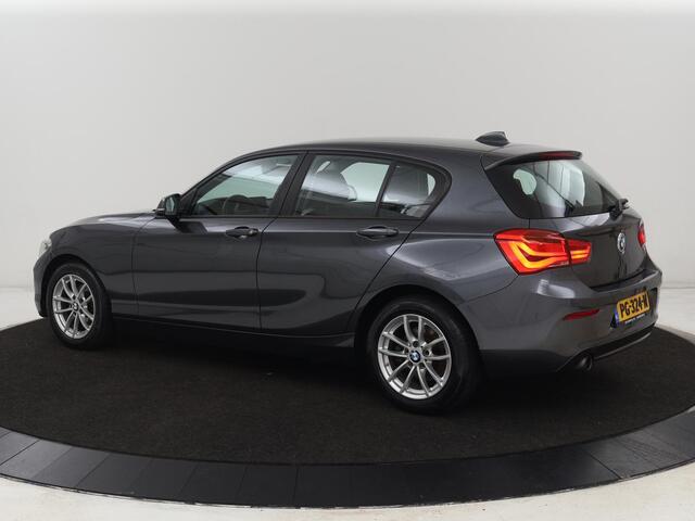 BMW 1-SERIE 118i Executive | Sportstoelen | Harman/Kardon | Navigatie | Full LED | Climate control | Parkeerhulp | Cruise control