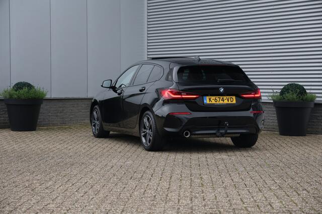 BMW 1-SERIE 118i Executive Sportline NAP|Pano|Trekh|Cam|Leder|Sportst
