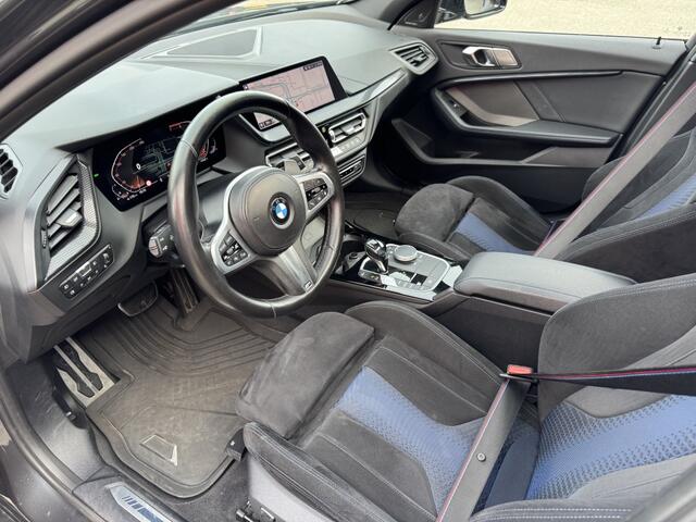BMW 1-SERIE 120i M-Sport M-Performance Pano H&K Sfeerv.