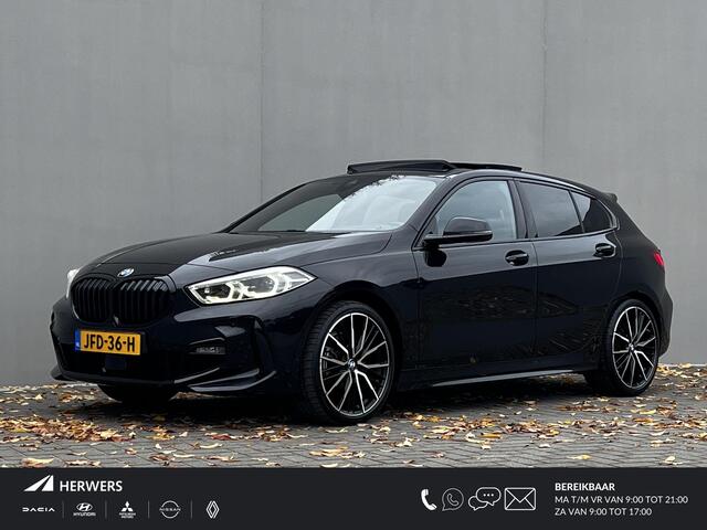 BMW 1-SERIE 118i / Dealer onderhouden / M-Sport / Panorama schuifdak / HUD / Adaptieve CC / Harman Kardon / Alcantara Sportstoelen / 19" / Camera /