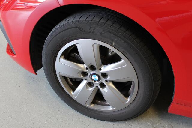 BMW 1-SERIE 118i Business Edition | NL-AUTO+N.A.P! | LED | CLIMA | CRUISE | PDC | LMV | NAVIGATIE | DAB | CARPLAY |