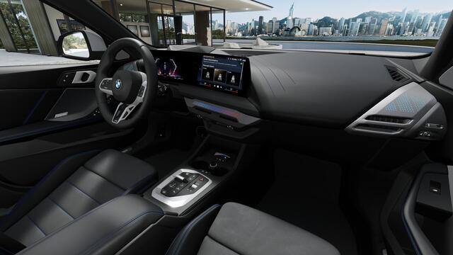 BMW 1-SERIE 120 High Executive M Sport Automaat / Sportstoelen / Adaptieve LED / Head-Up / M Adaptief onderstel / Parking Assistant Plus / Comfort Access