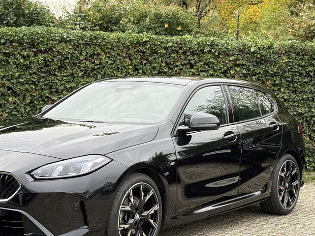 BMW 1-SERIE 120 | M-Sport | 19'' | Elek. Stoelverst. | Head-Up | Comfort Access