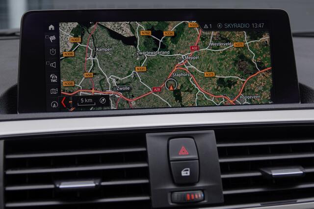 BMW 1-SERIE 118i 136Pk Aut. | High Executive | LED | PDC | Leder | 18''