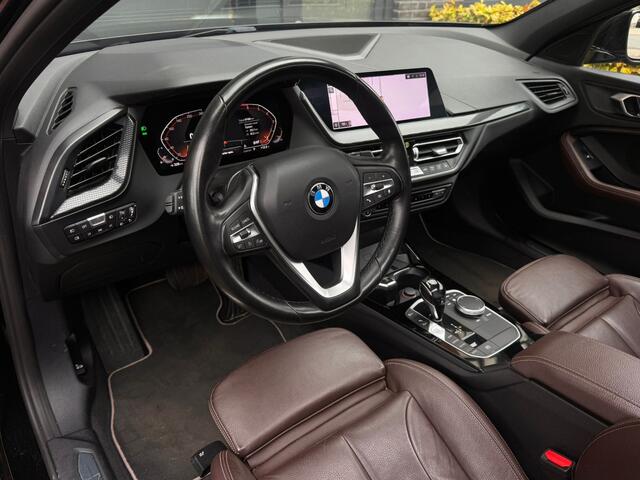 BMW 1-SERIE 118i 140PK Aut. High Exe. Pano Camera Trekhaak