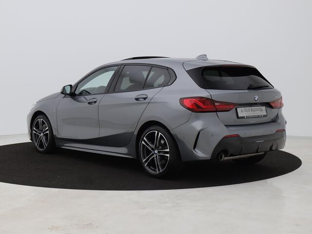 BMW 1-SERIE 118i M-Sport | PANO | CAMERA | STOEL- EN STUURVERW.