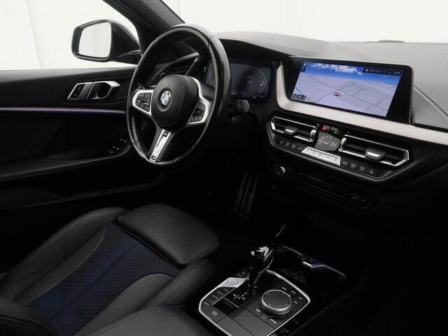 BMW 1-SERIE 118i M-Sport | PANO | CAMERA | STOEL- EN STUURVERW.