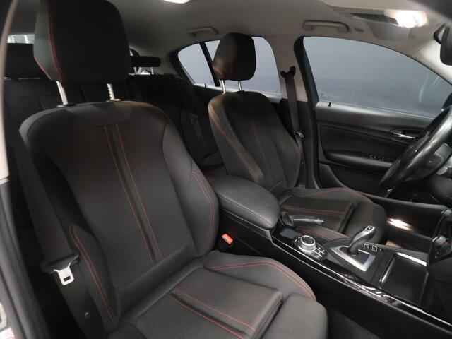 BMW 1-SERIE 118i M Sport [M STUUR, HARMAN/KARDON, NAVIGATIE, PDC ACHTER, CRUISE CONTROL, TELEFOON, CLIMATE CONTROL, NIEUWSTAAT]