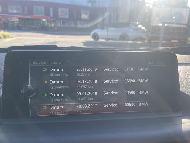 BMW 1-SERIE 118d High Executive | Leer | Stoelverwarming | Navigatie