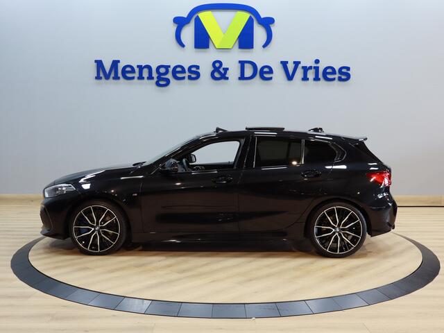 BMW 1-SERIE 118i M Sport Kuipstoelen Airco ECC | Panorama | Harman Kardon | Memory | Head Up | Adaptive Cruise | Sfeer | Camera | Isofix | NAP